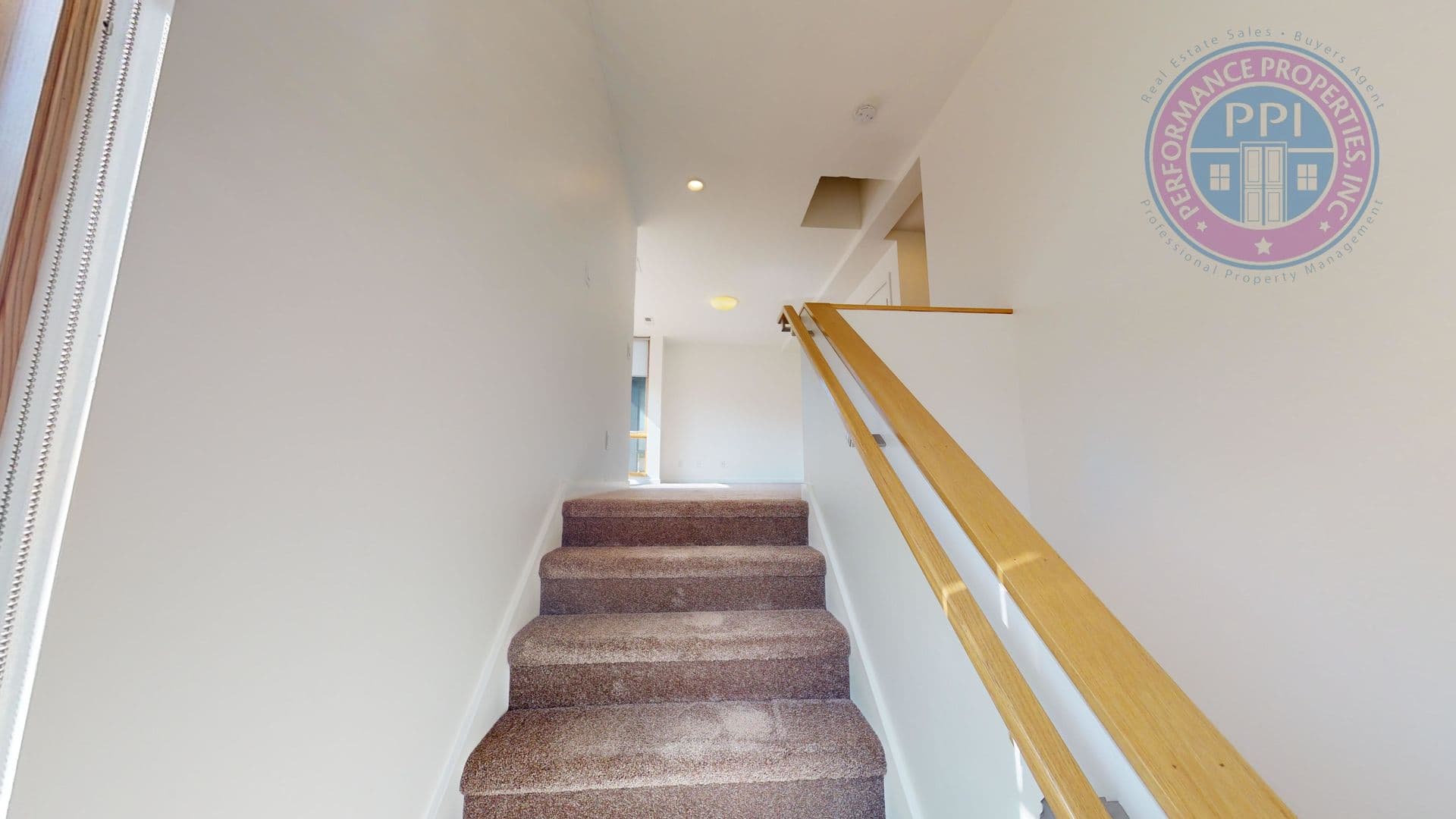 Portland Townhome: 1014 SE 42nd Avenue