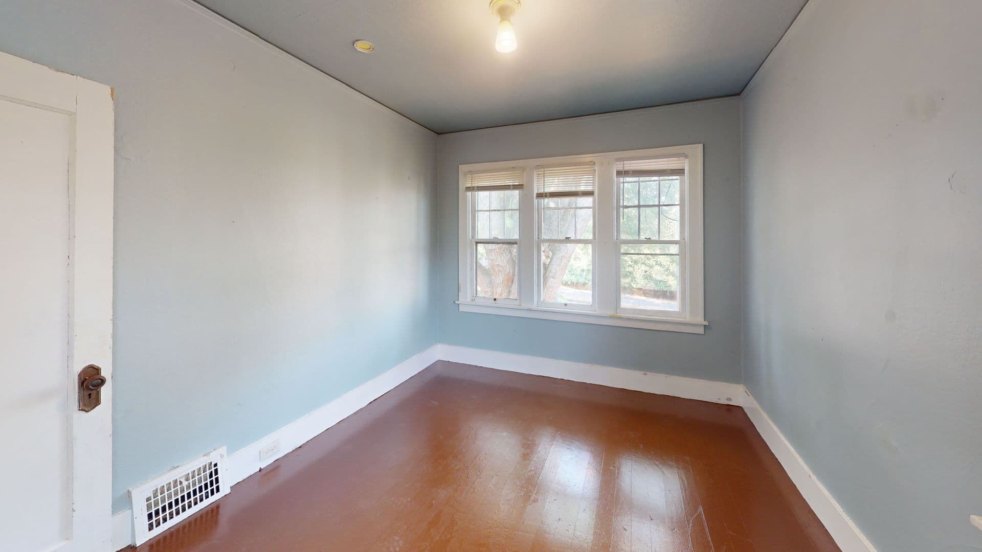 Portland House: 14 NE 53rd Avenue