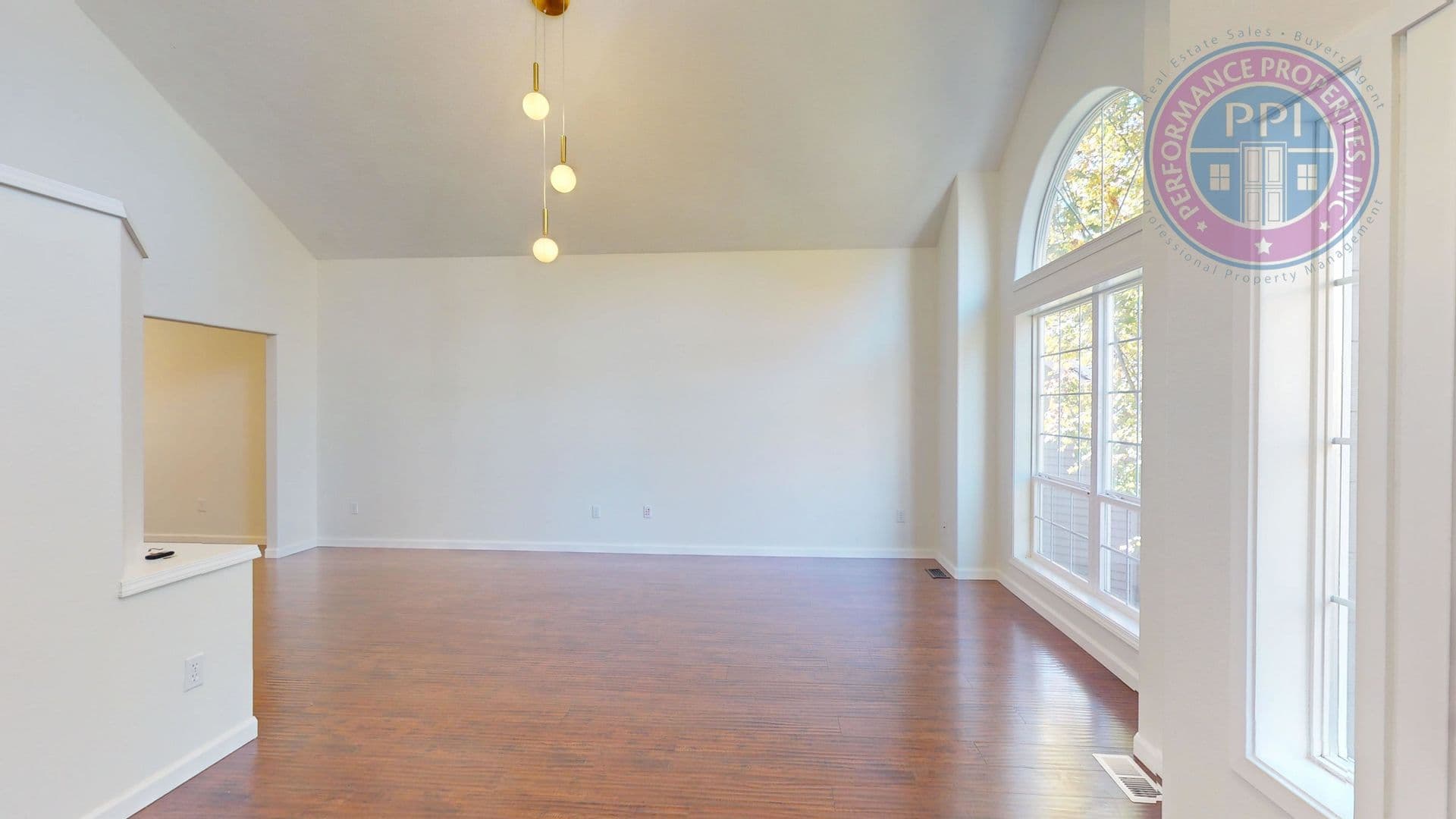 Tigard House: 14580 SW Grandview Lane