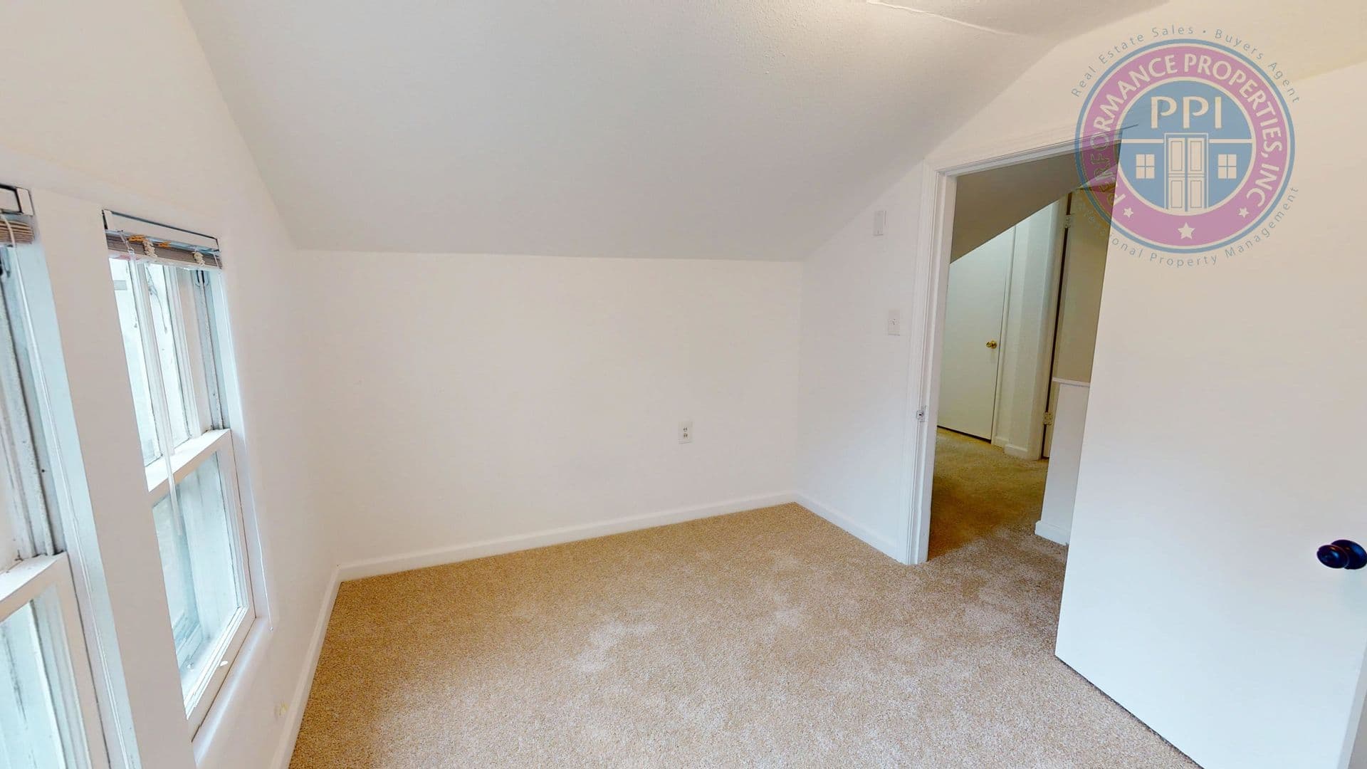 Lake Oswego House: 43 Ladd Street