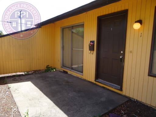 Portland Apartment: 4919 NE Killingsworth Street #1-3