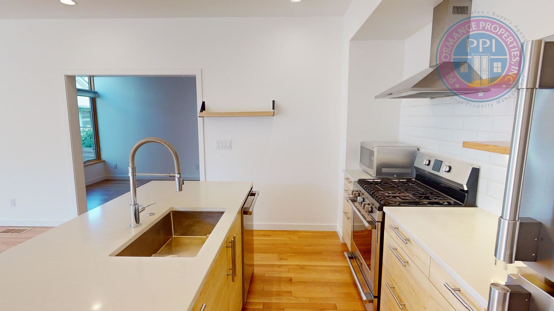 Portland Townhome: 1014 SE 42nd Avenue