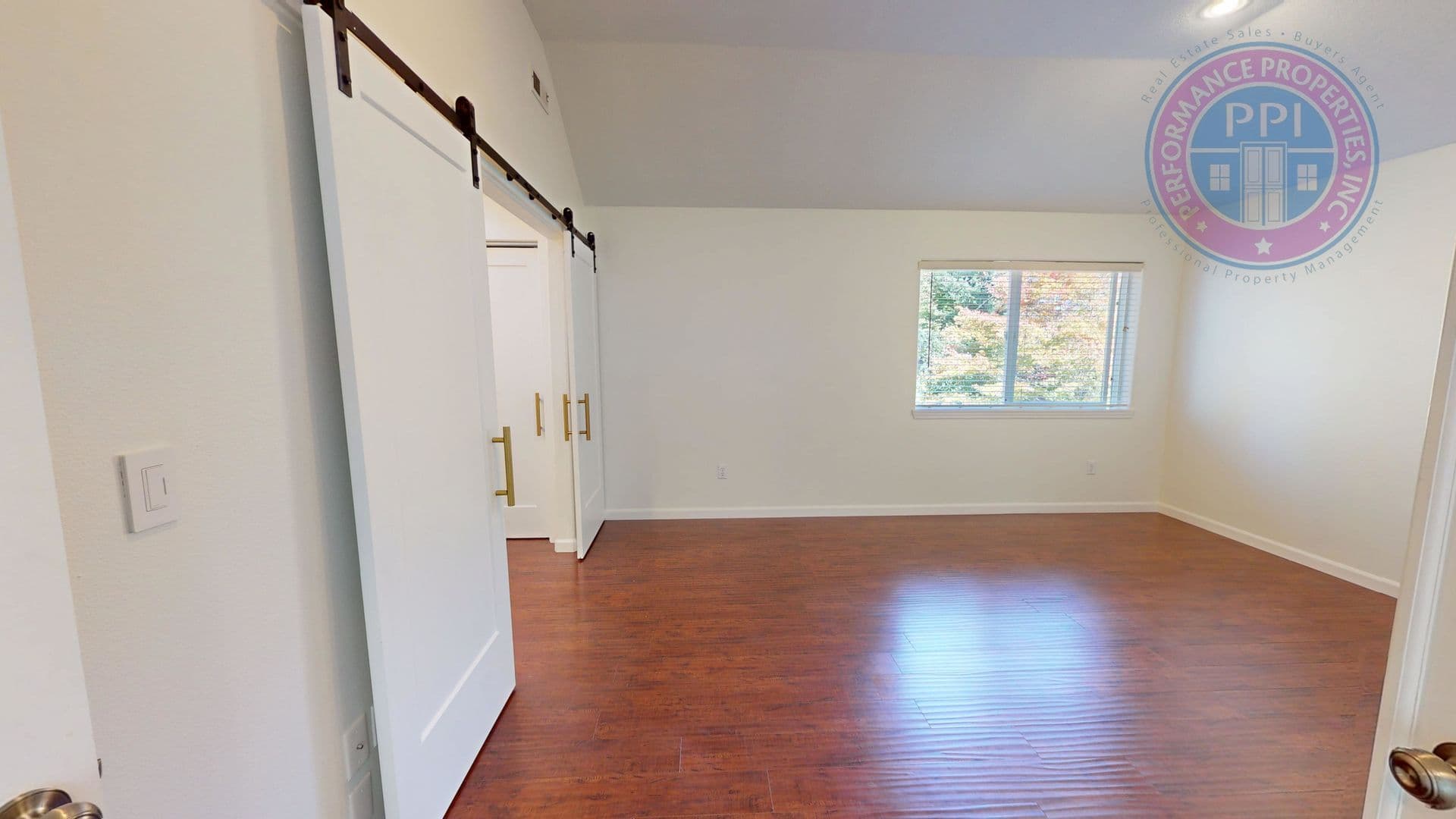 Tigard House: 14580 SW Grandview Lane
