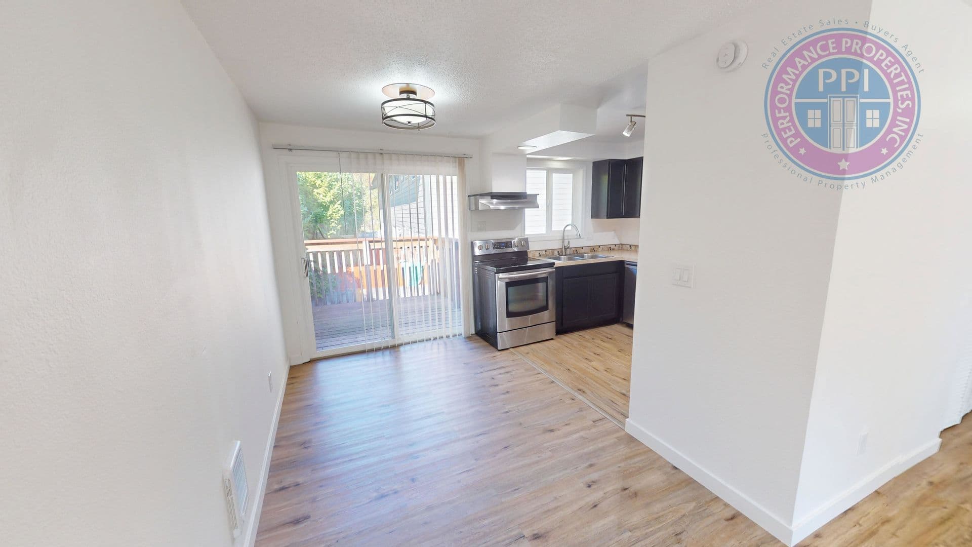Tualatin Apartment: 18675 SW Boones Ferry Road #1-7