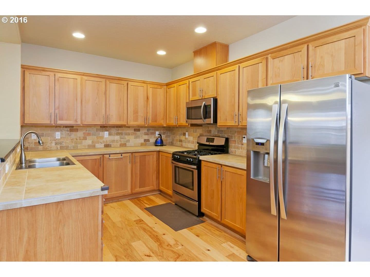 Hillsboro House: 345 NE 105th Avenue