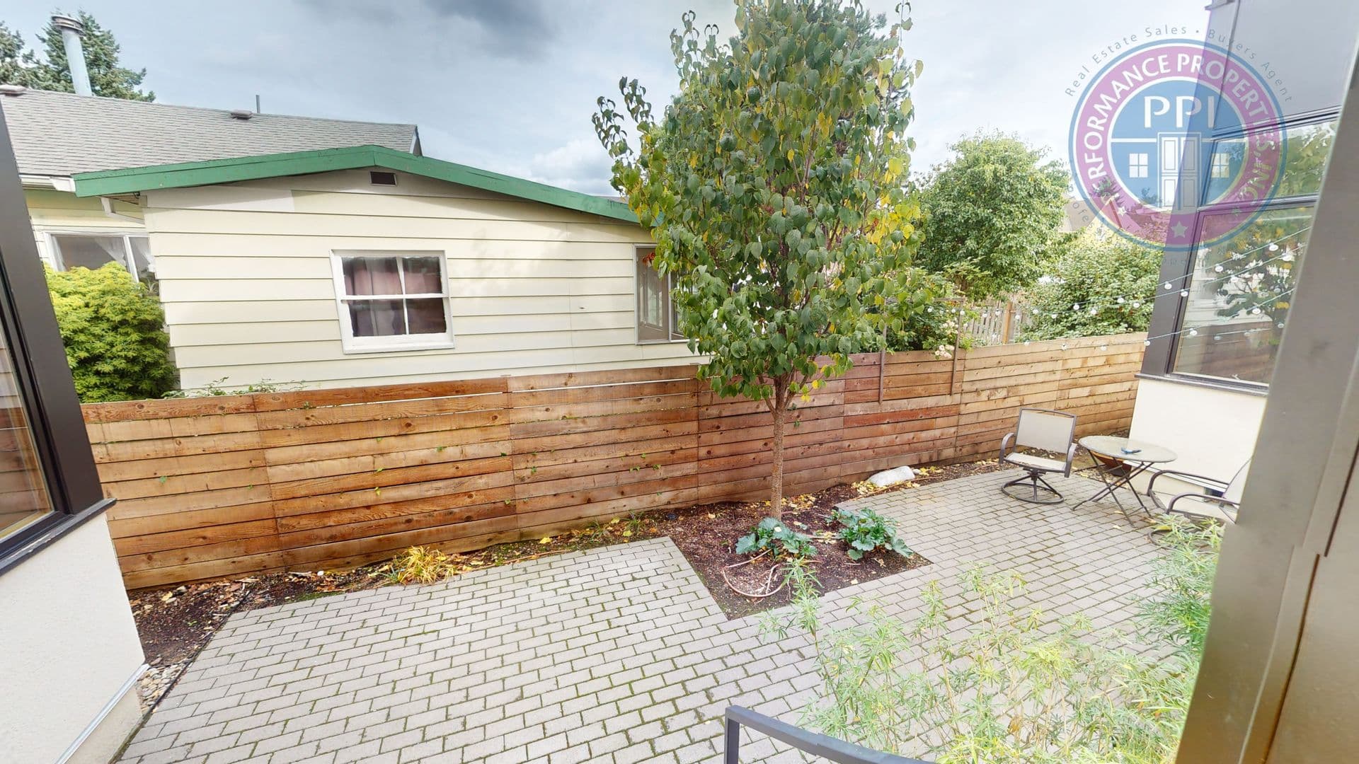 Portland Townhome: 1014 SE 42nd Avenue