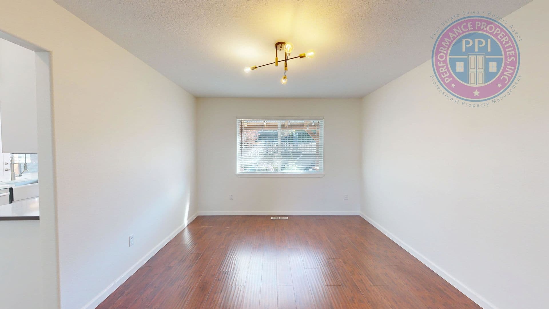 Tigard House: 14580 SW Grandview Lane