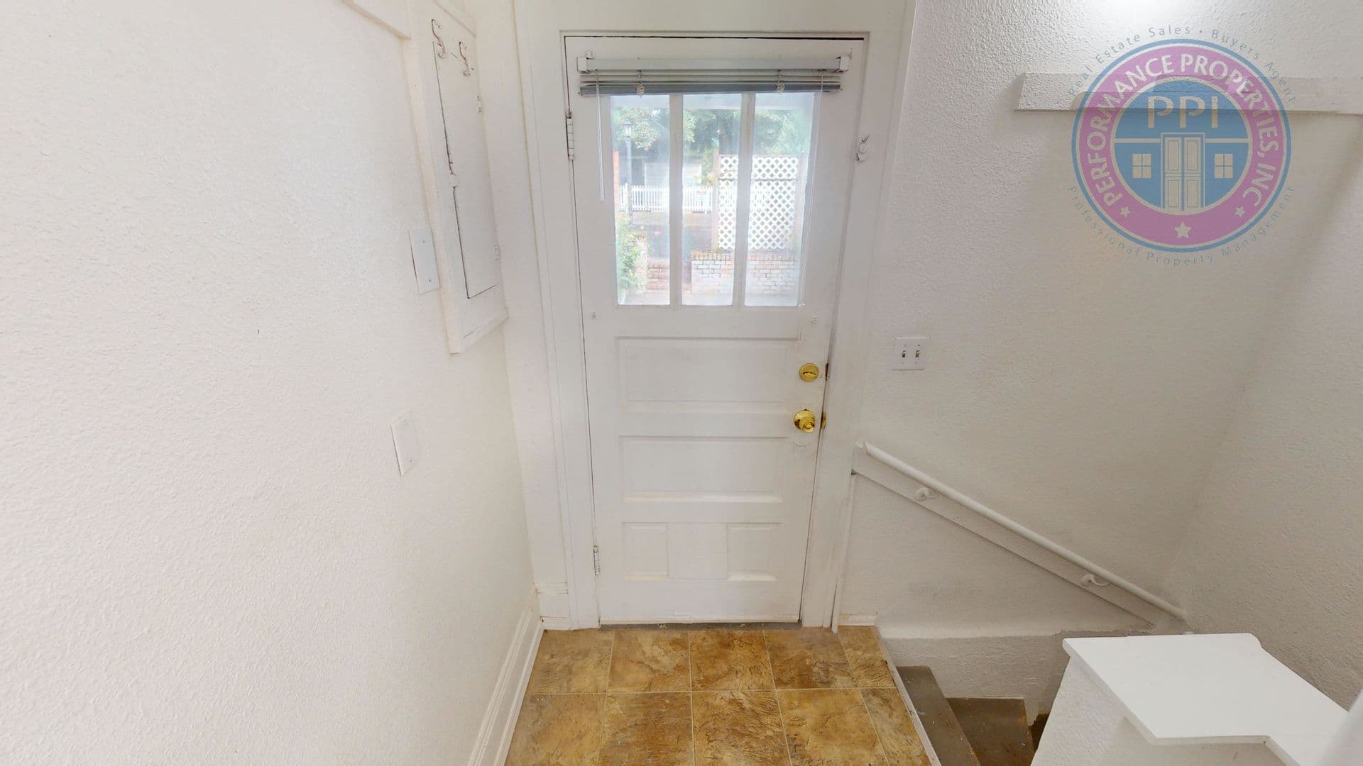 Lake Oswego House: 43 Ladd Street