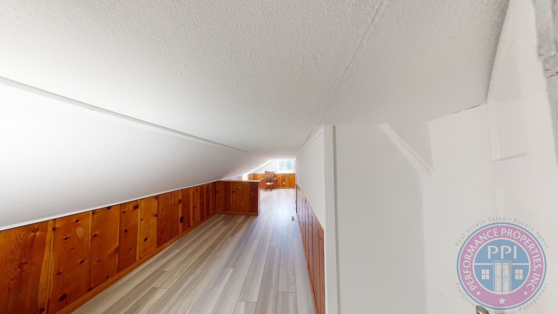 Lake Oswego House: 31 Ladd Street