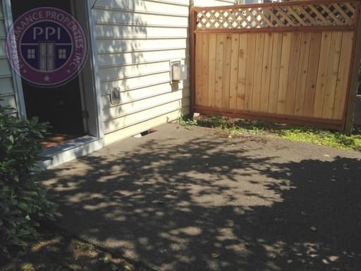 Oregon City Apartment: 710 Polk Street #A-D