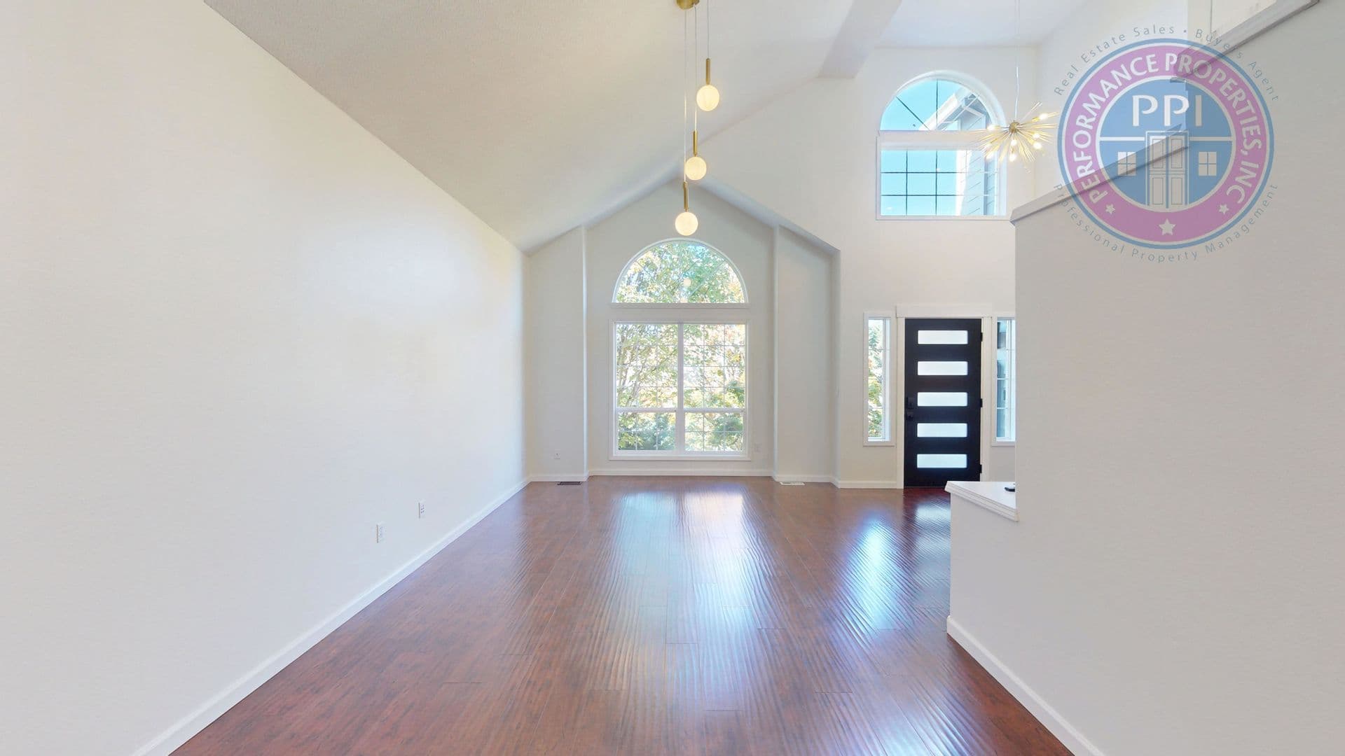 Tigard House: 14580 SW Grandview Lane