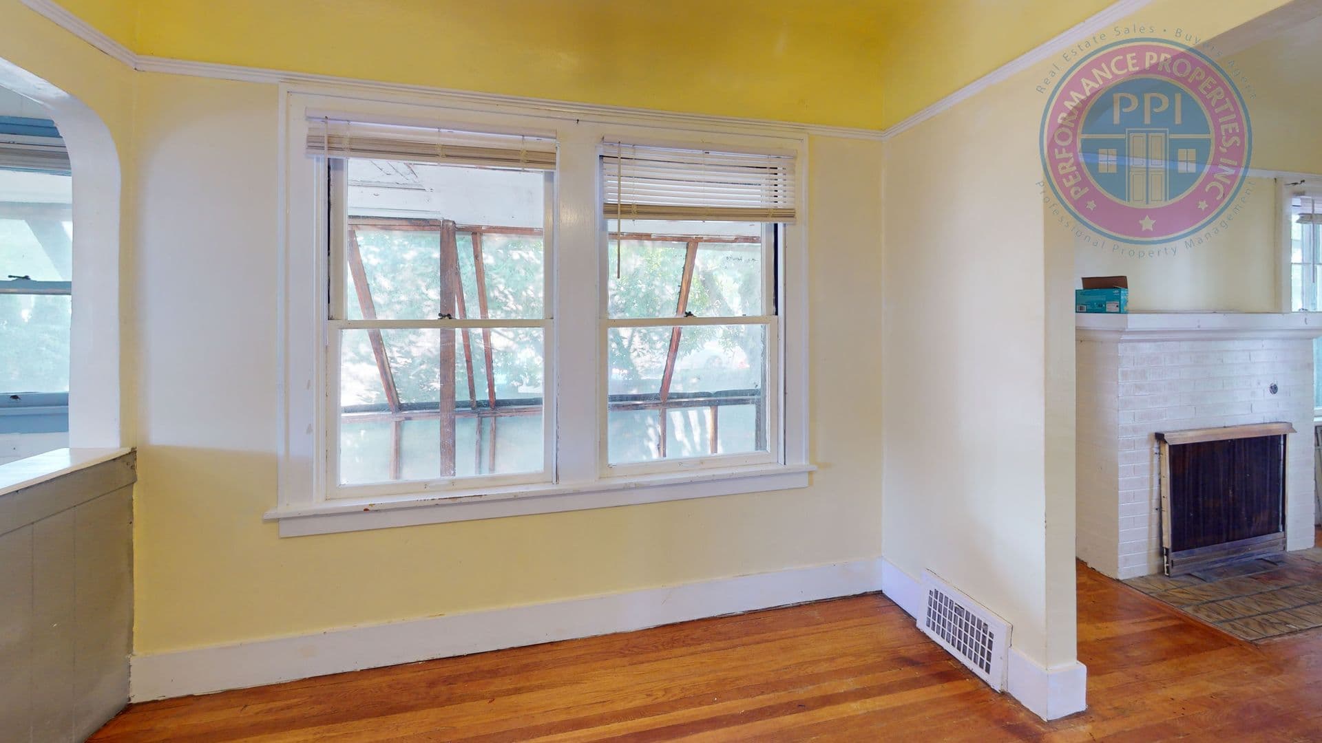 Portland House: 14 NE 53rd Avenue