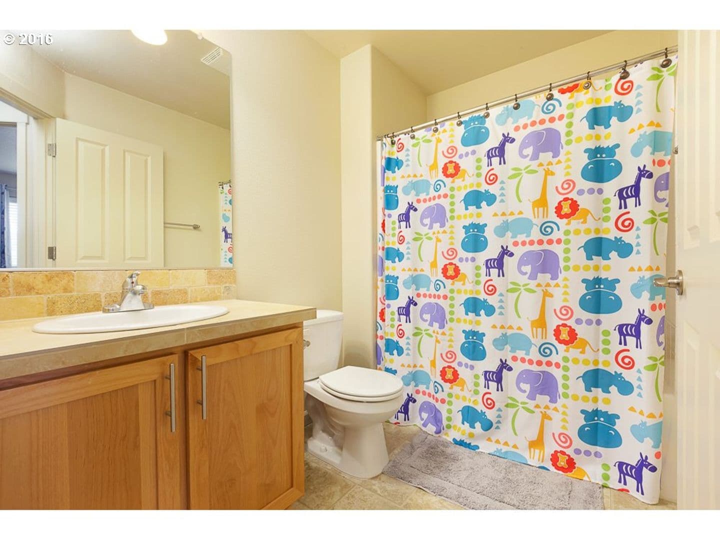 Hillsboro House: 345 NE 105th Avenue