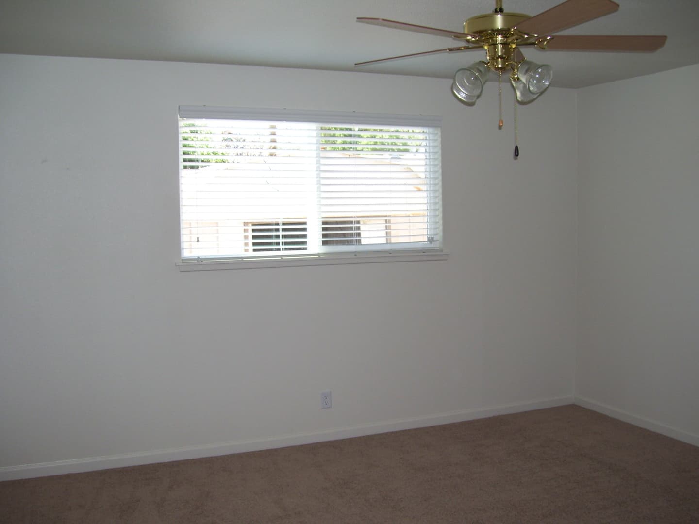 Fresno House: 2806 E. Swift Ave