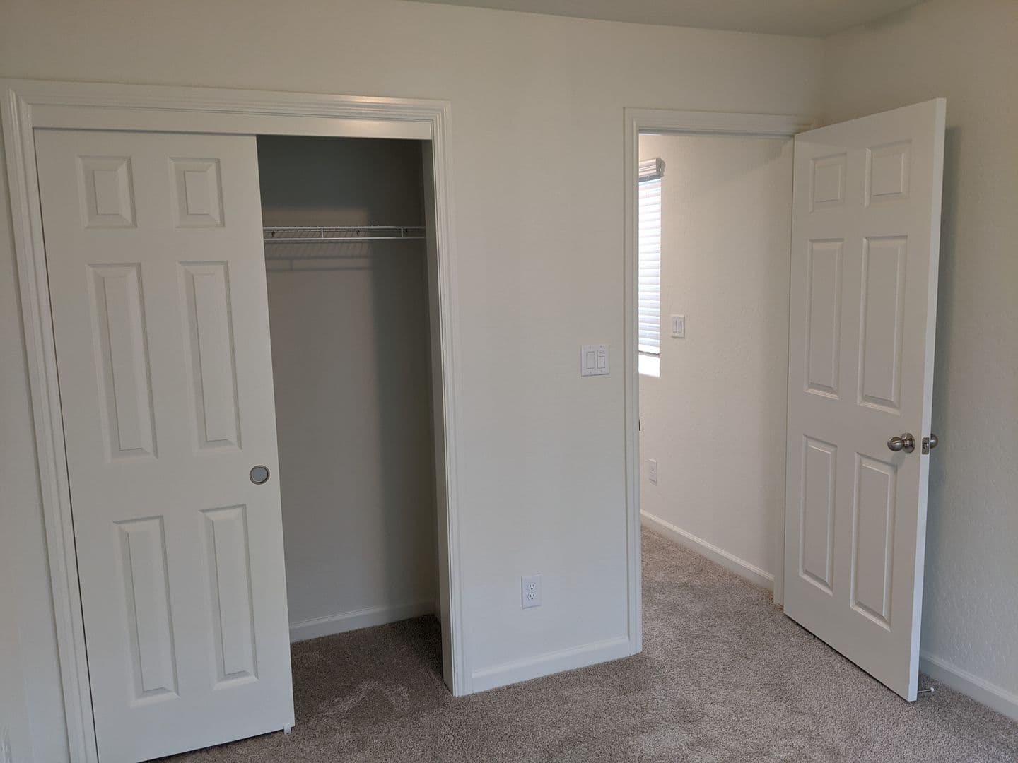 Fresno House: 6433 E. Malbec Drive