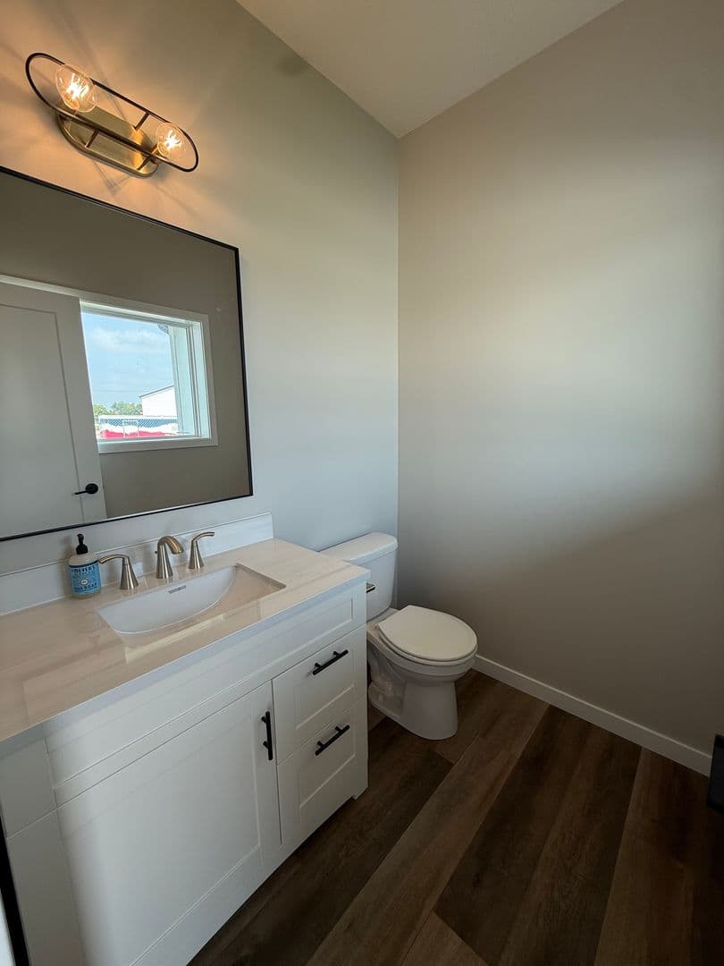 Grand Island House: 4209 Wilder Ave