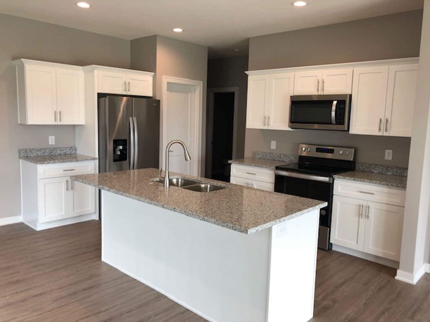 Lincoln Townhome: 5033 W Stampede