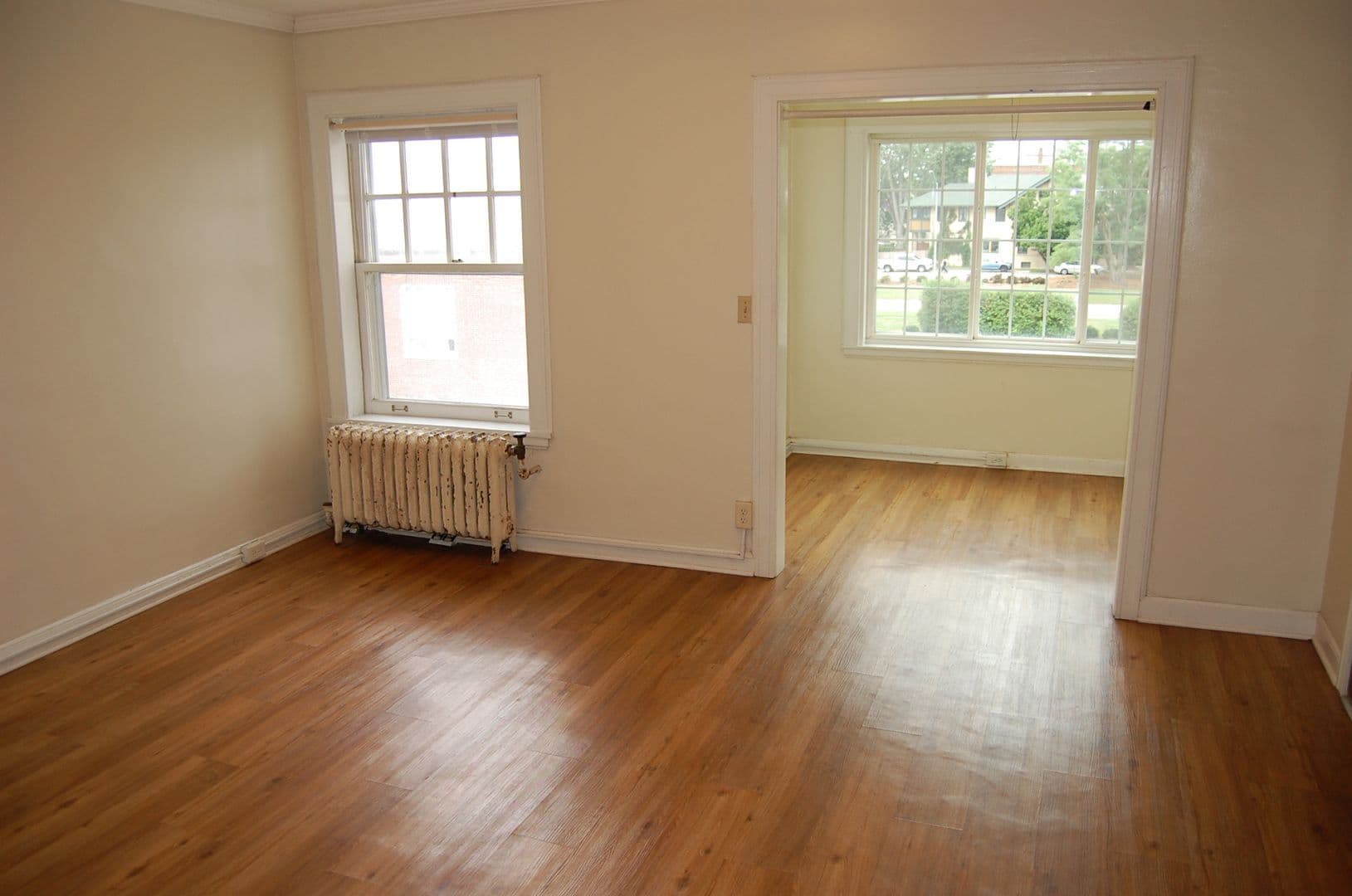 Lincoln Apartment: 1739 G St.
