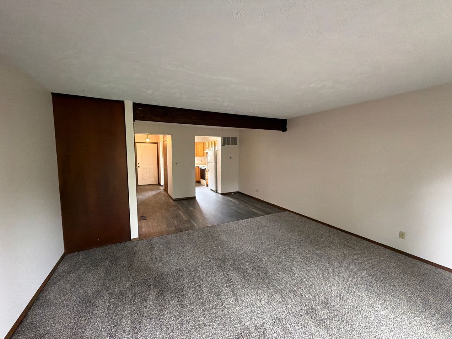 Lincoln Townhome: 4620 Grassridge Rd