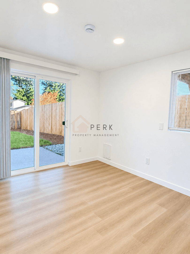 Kent Multiplex: 11005 SE 248th St