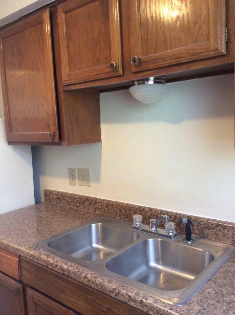 BATON ROUGE Apartment: 8747 GRANITE DR