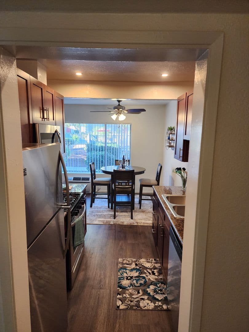 El Cajon Apartment: 1110-1140 Petree Street