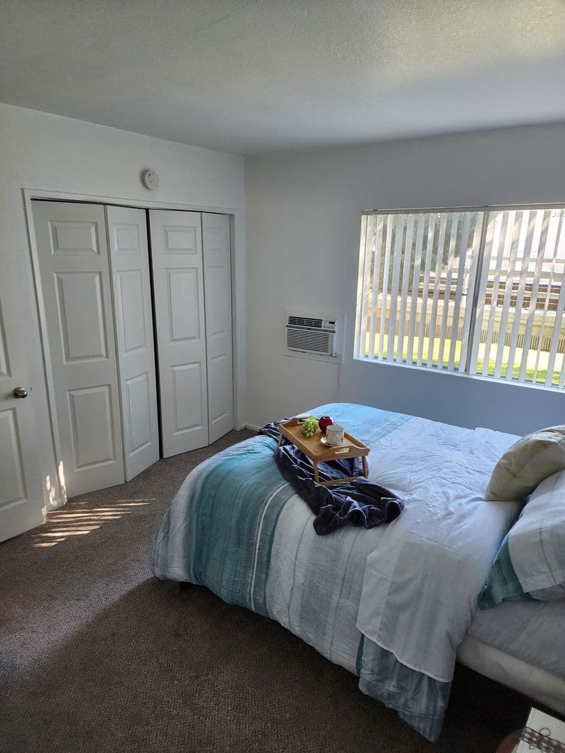 El Cajon Apartment: 1110-1140 Petree Street