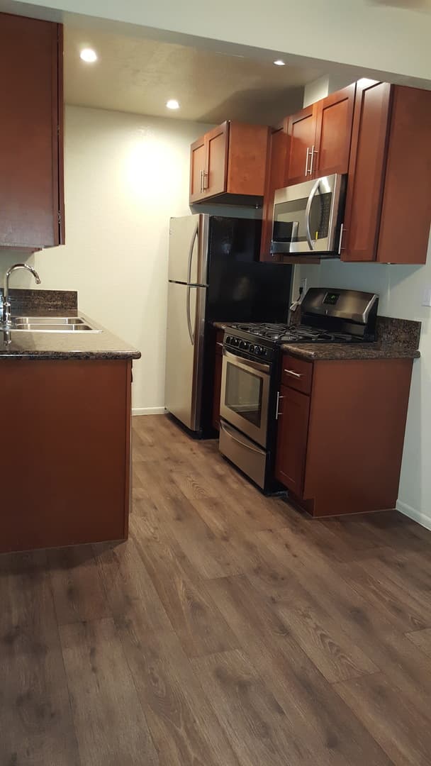 El Cajon Apartment: 1480-1520 Petree Street