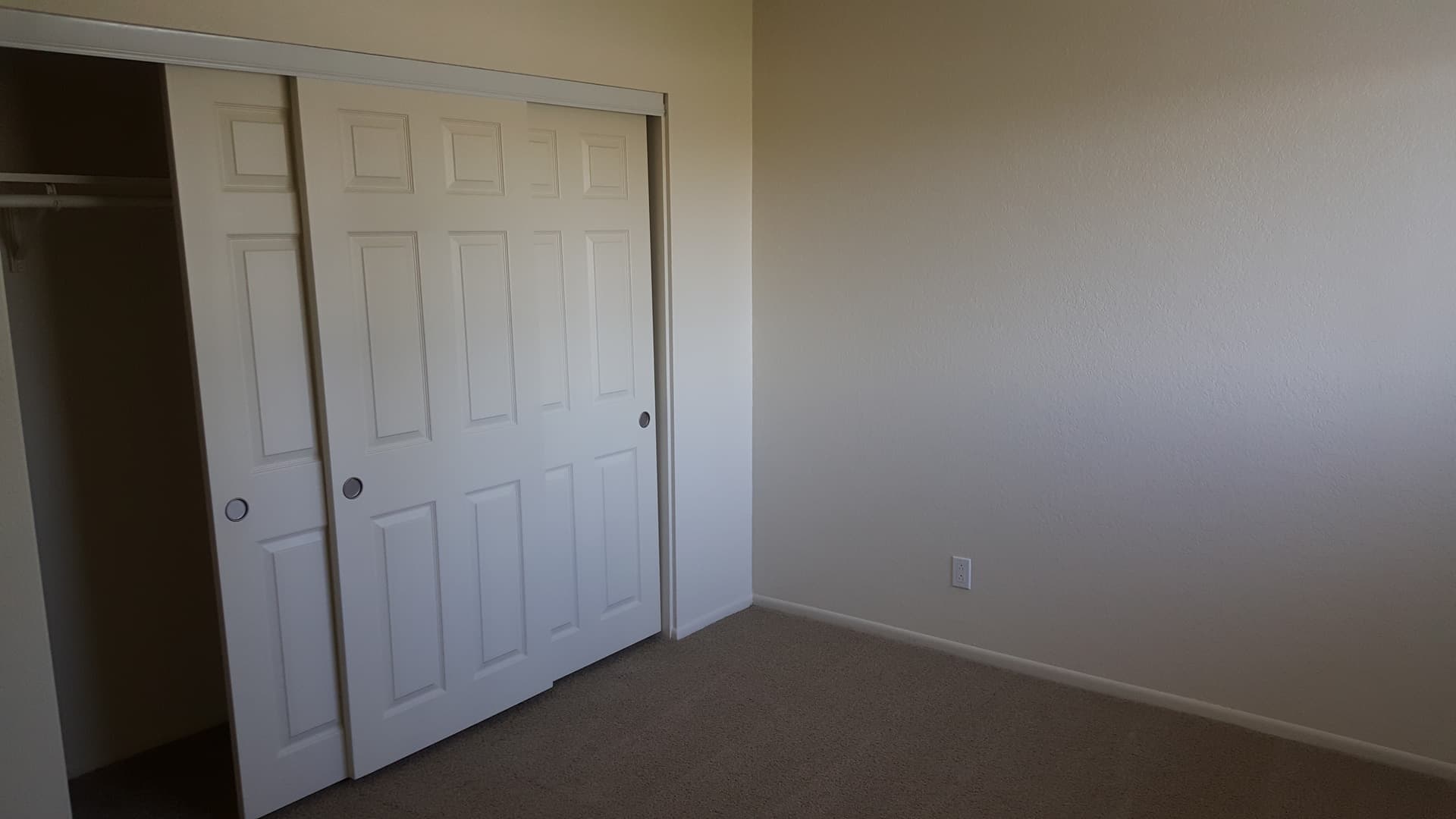 El Cajon Apartment: 1480-1520 Petree Street