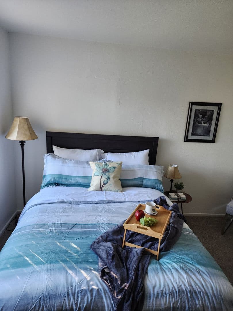 El Cajon Apartment: 1110-1140 Petree Street