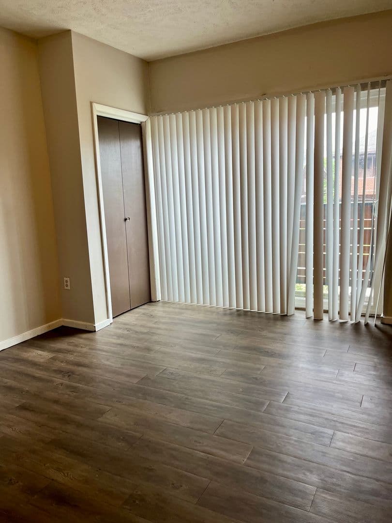 Pittsburgh Apartment: 3408 Parkview Avenue