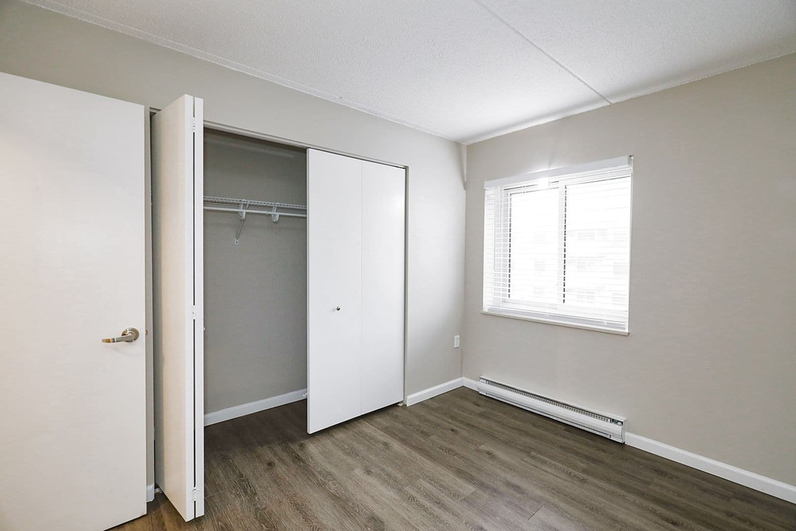 Pittsburgh Apartment: 7 Dorchester Drive