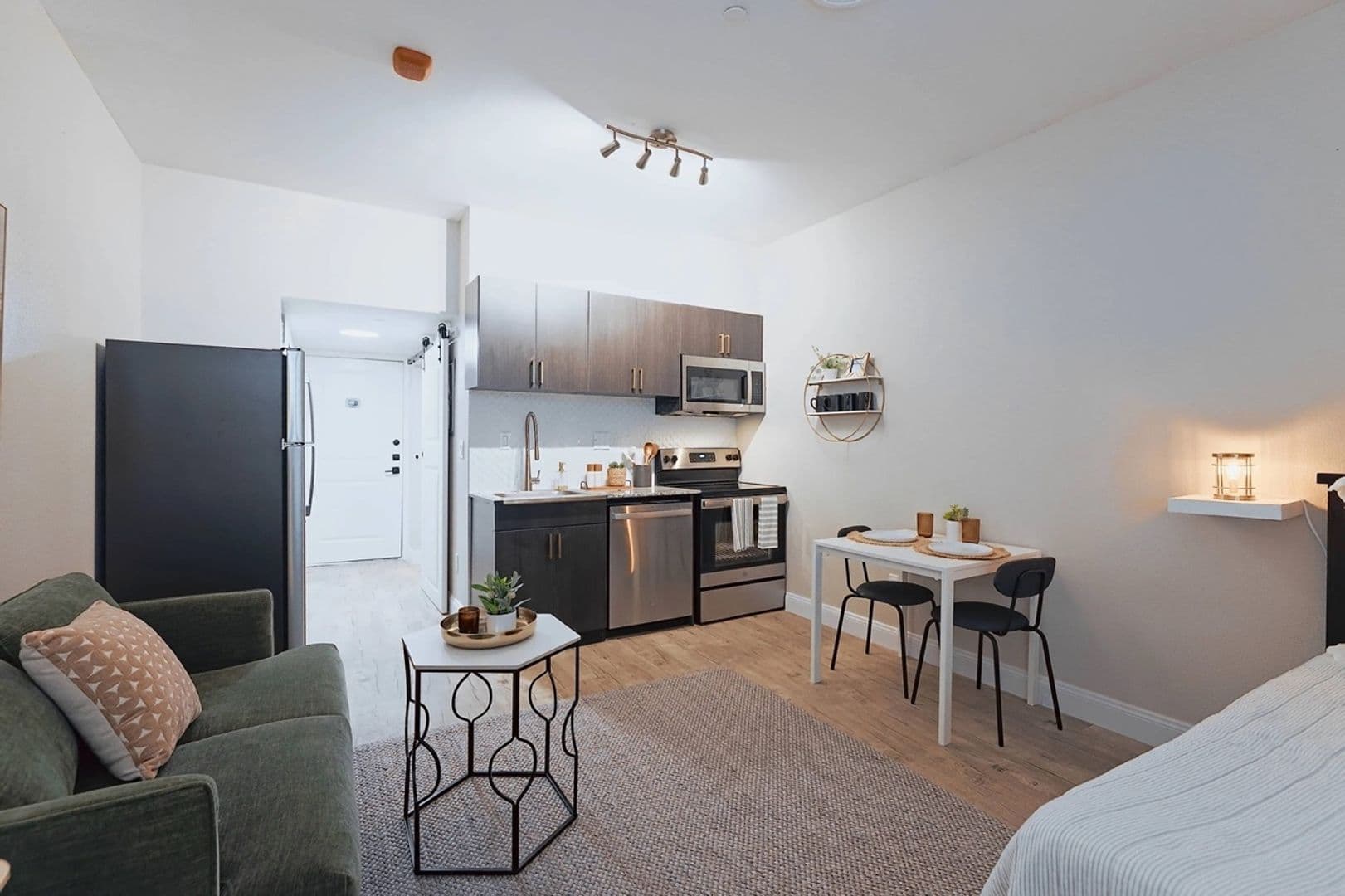 Austin Apartment: 7928 Gessner Dr