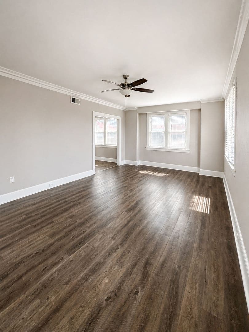 Pittsburgh Apartment: 2123 Shady Ave