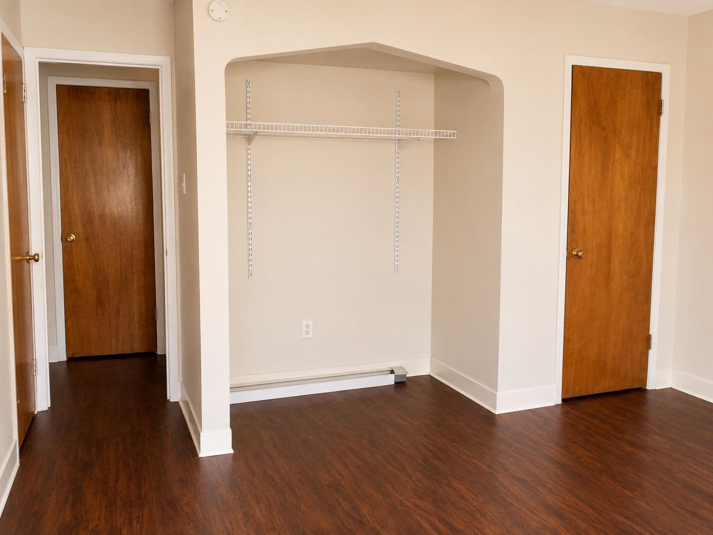 Pittsburgh Apartment: 666 Florida Avenue