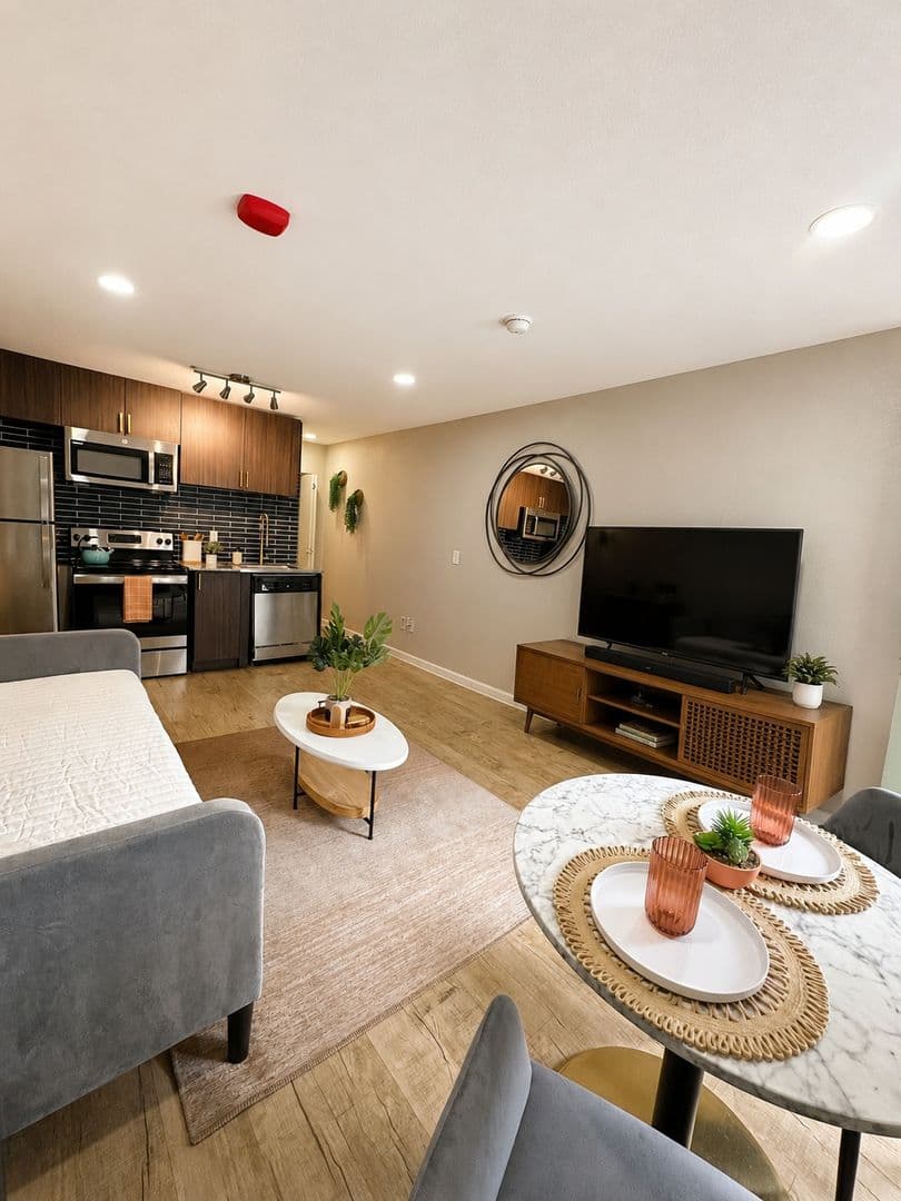 Austin Apartment: 9220 North Interstate Highway 35