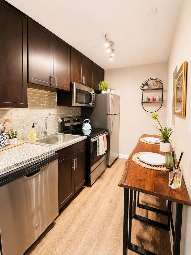 Austin Apartment: 8300 North Interstate Highway 35