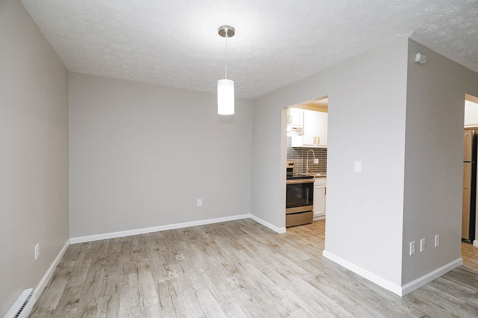 Pittsburgh Apartment: 7 Dorchester Drive