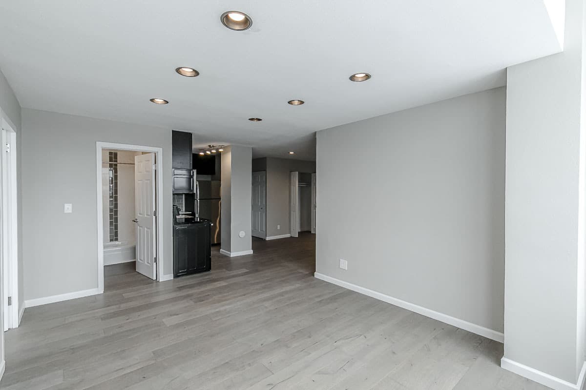 Pittsburgh Apartment: 625 Stanwix Street