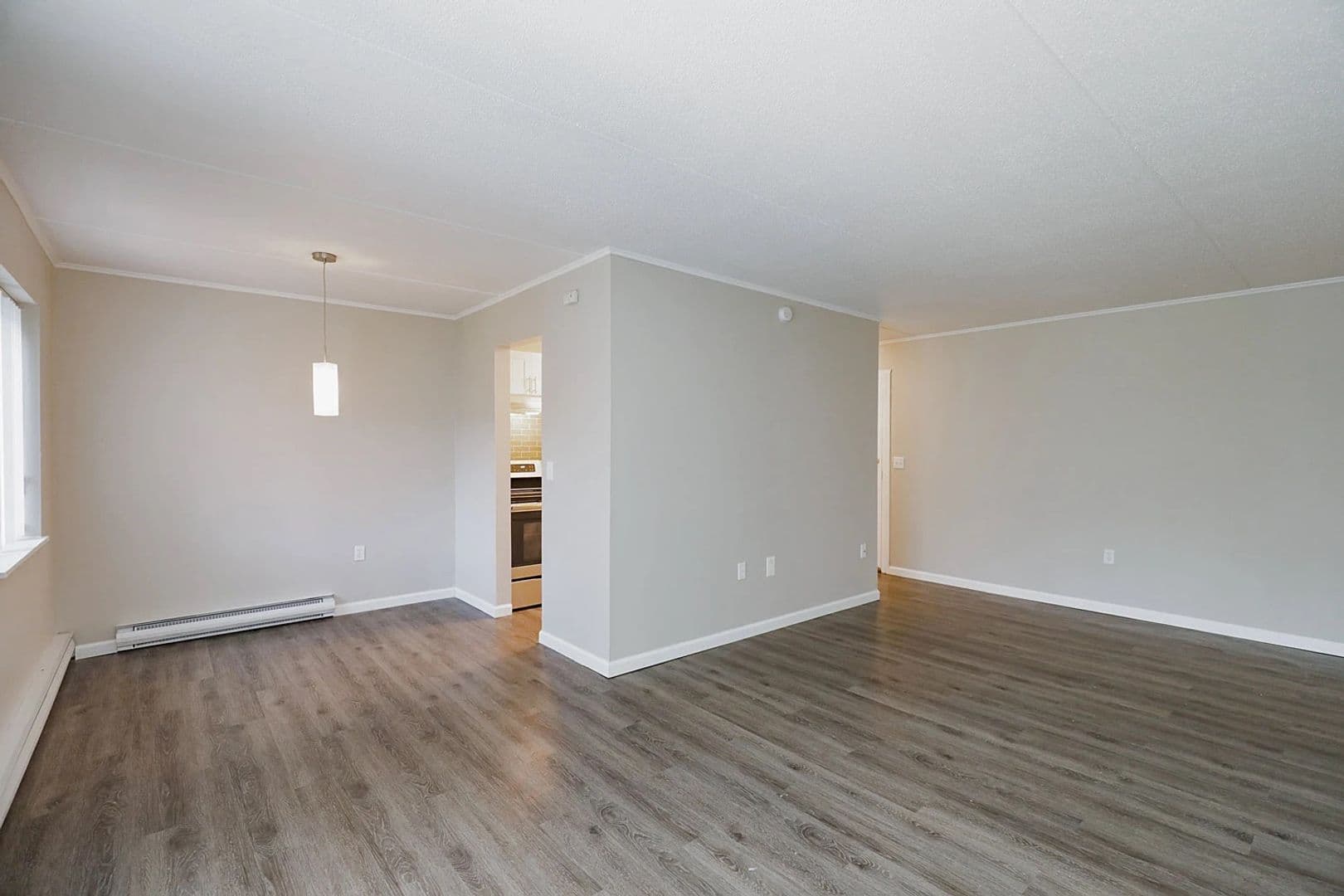 Pittsburgh Apartment: 7 Dorchester Drive