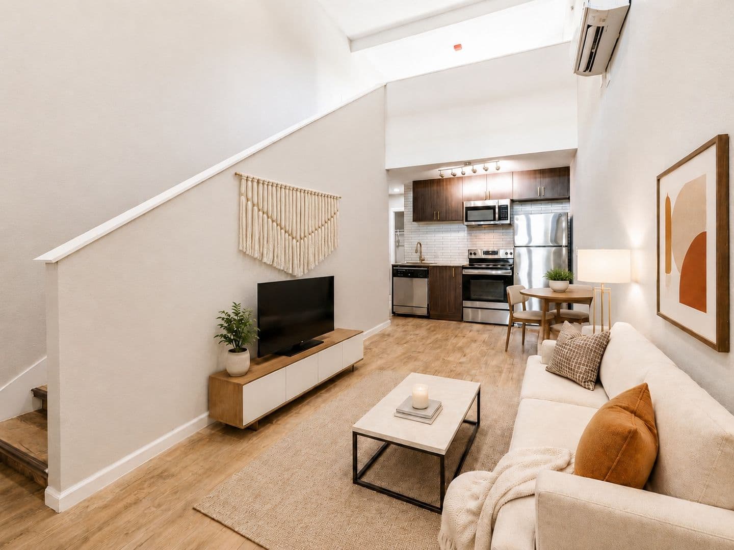 Austin Apartment: 9220 North Interstate Highway 35