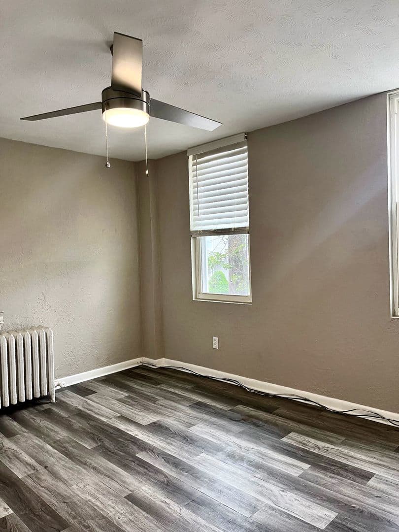 Pittsburgh Apartment: 624 California Ave