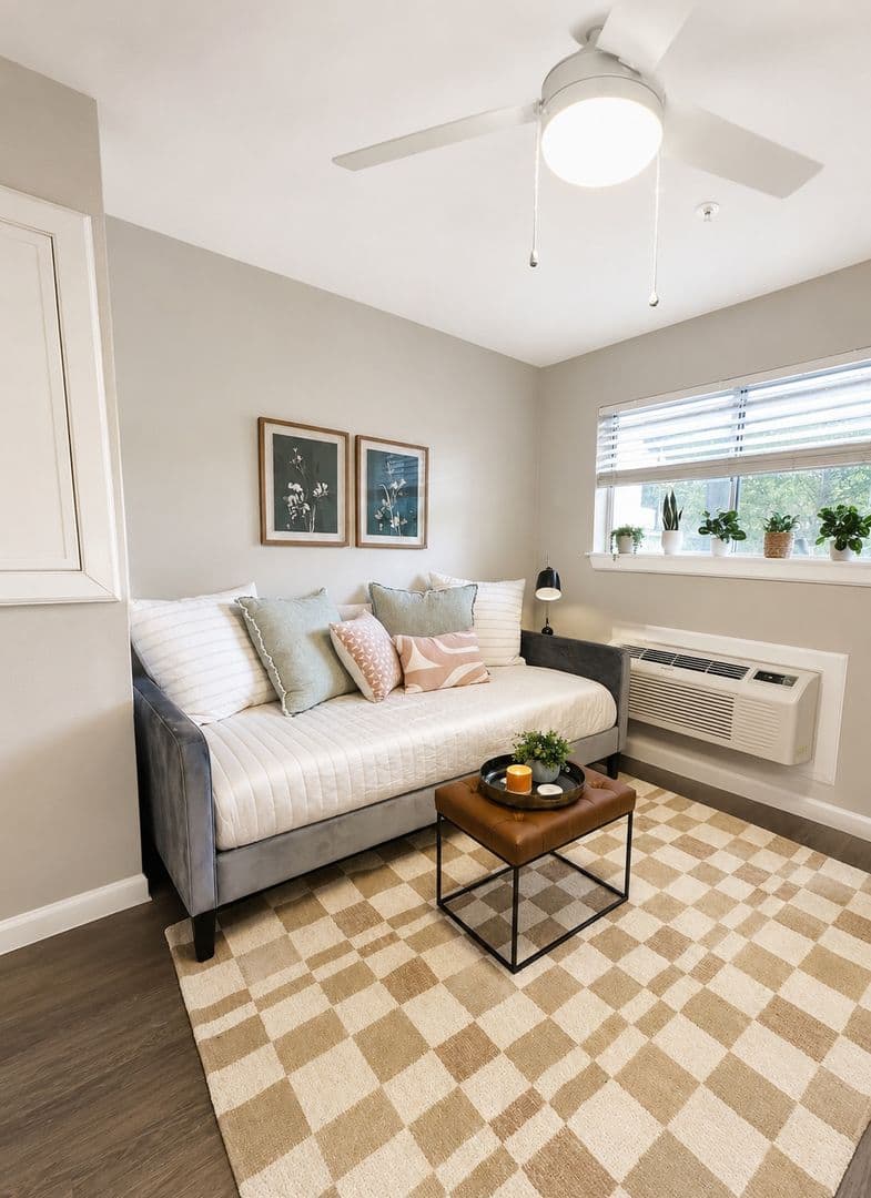 Austin Apartment: 8300 North Interstate Highway 35