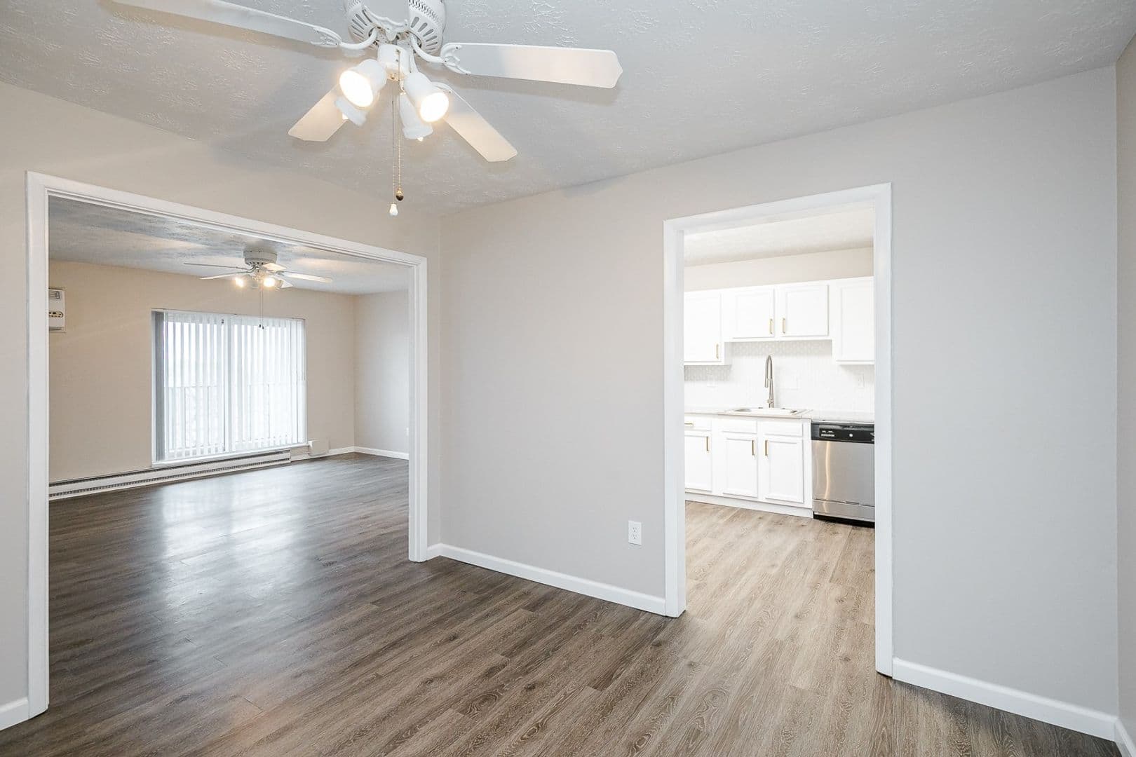 Pittsburgh Apartment: 7 Dorchester Drive