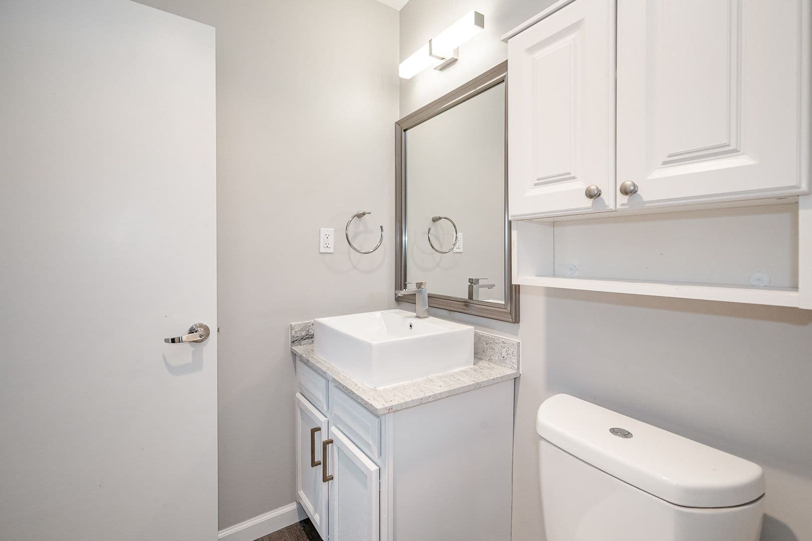Pittsburgh Apartment: 7 Dorchester Drive