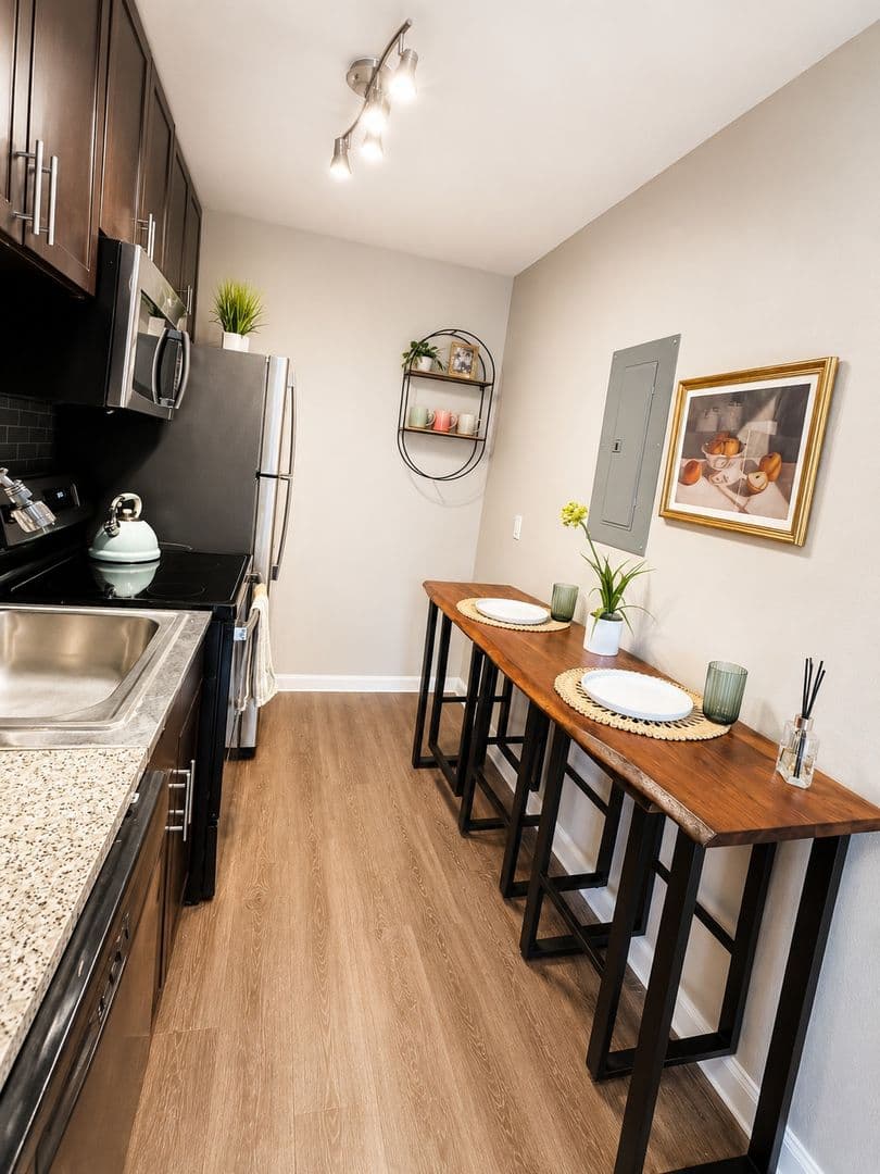Austin Apartment: 8300 North Interstate Highway 35