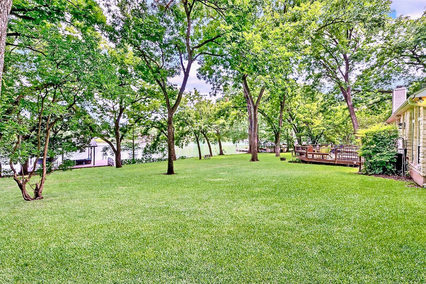 Austin House: 2910 Edgewater Drive