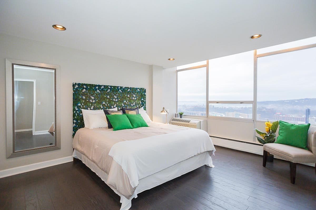 Pittsburgh Apartment: 625 Stanwix Street