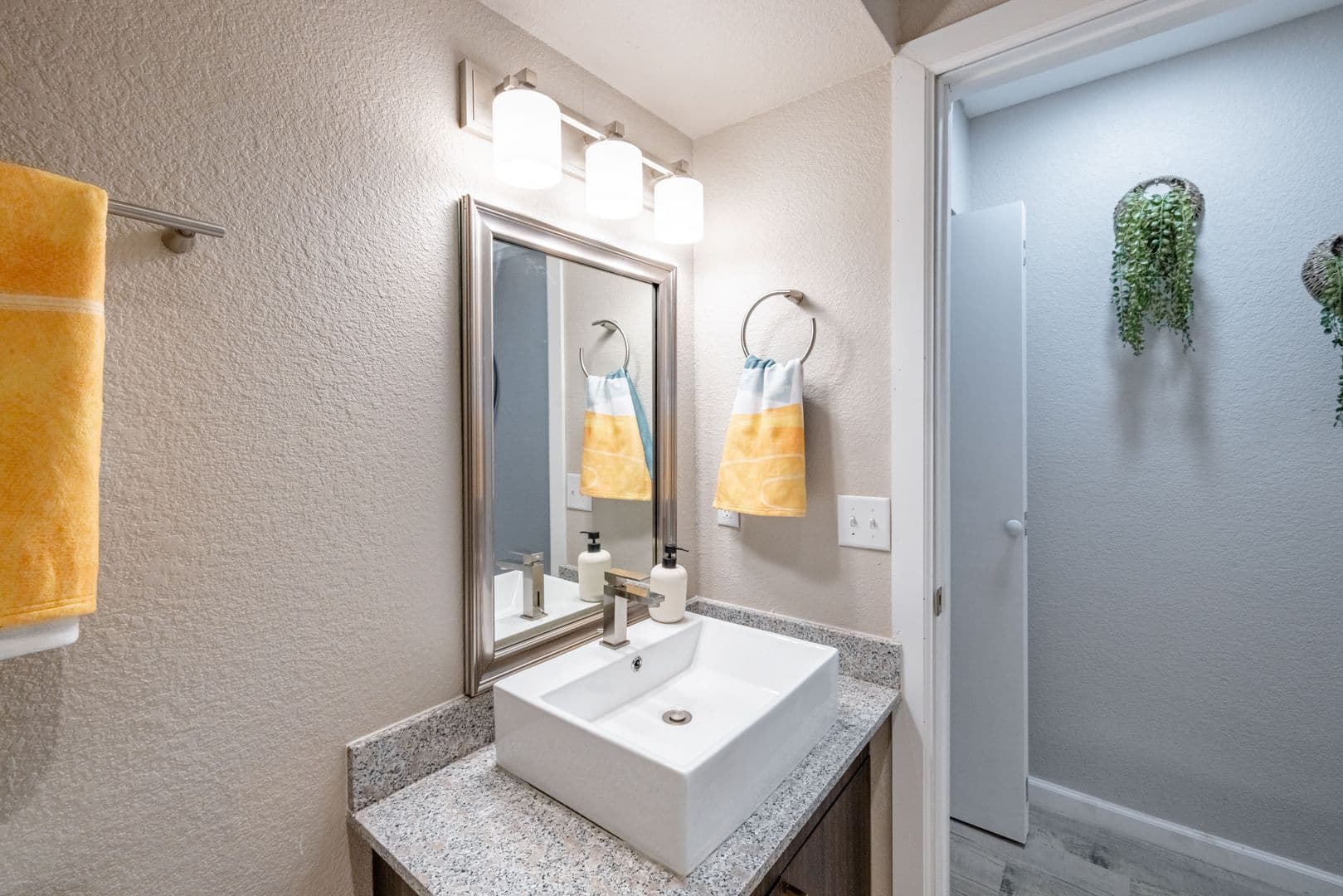 Austin Apartment: 9220 North Interstate Highway 35