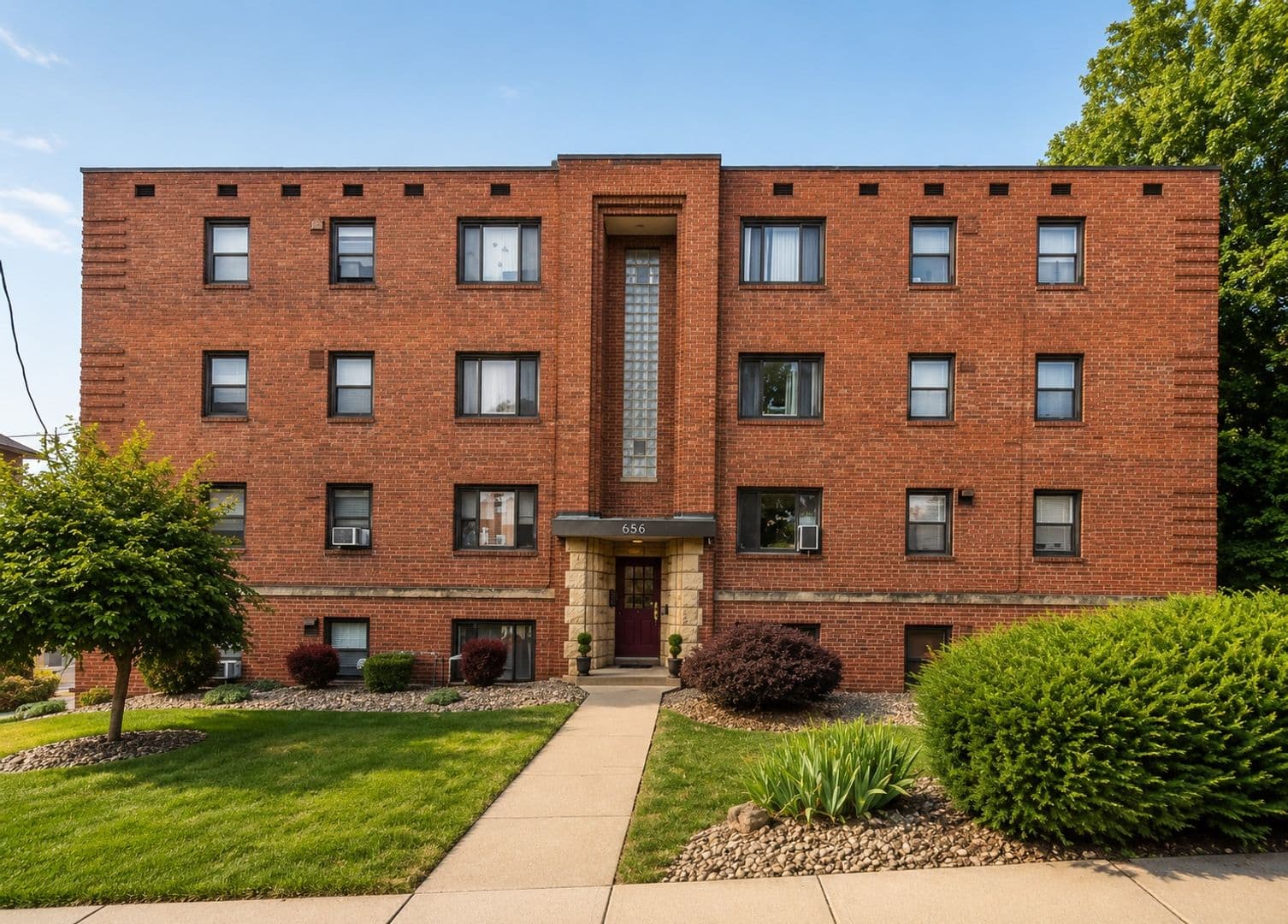 Pittsburgh Apartment: 666 Florida Avenue